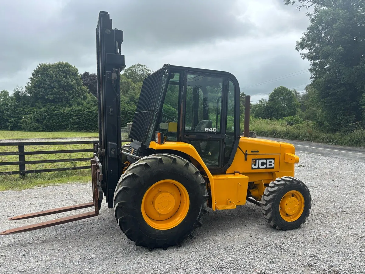JCB 926 rough terrain forklift - Image 2