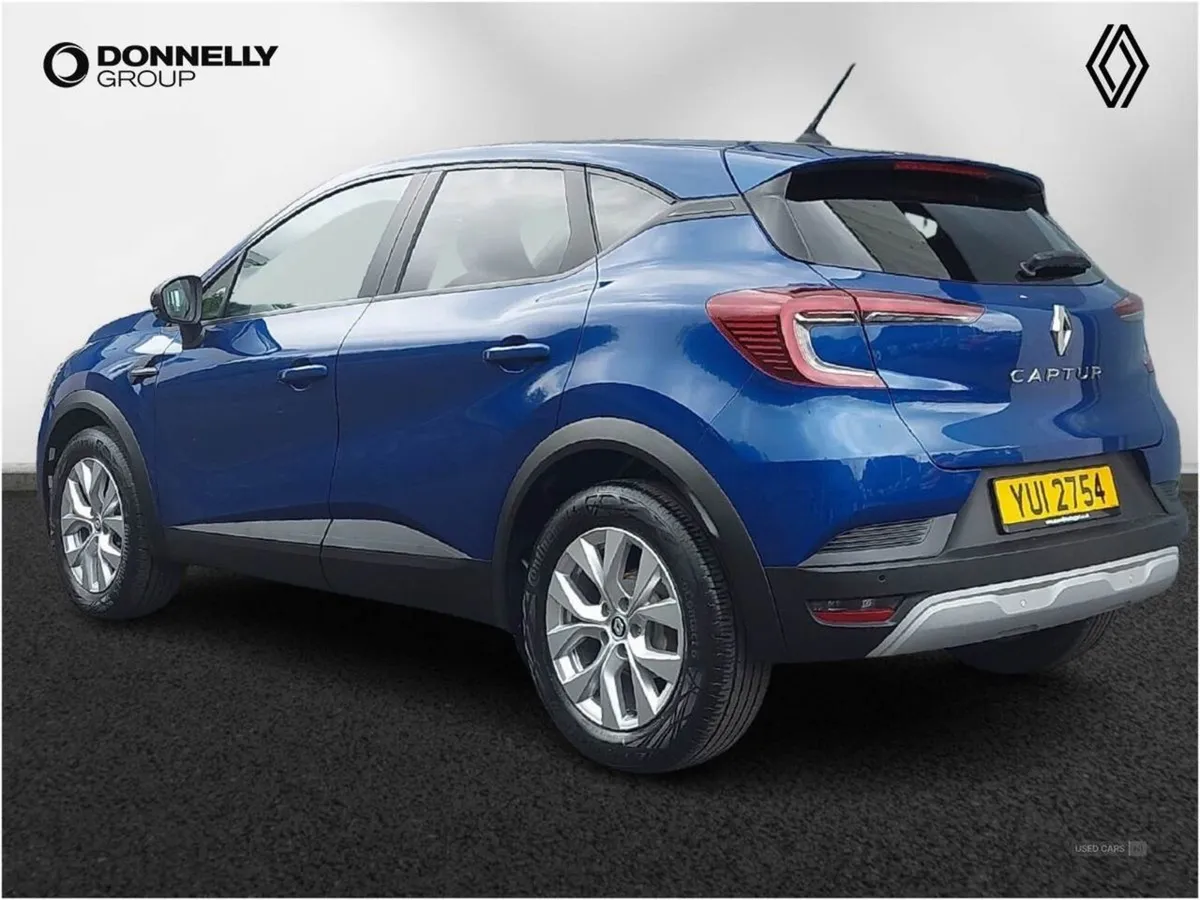 Renault Captur 1.0 TCE 90 Iconic 5dr - Image 2
