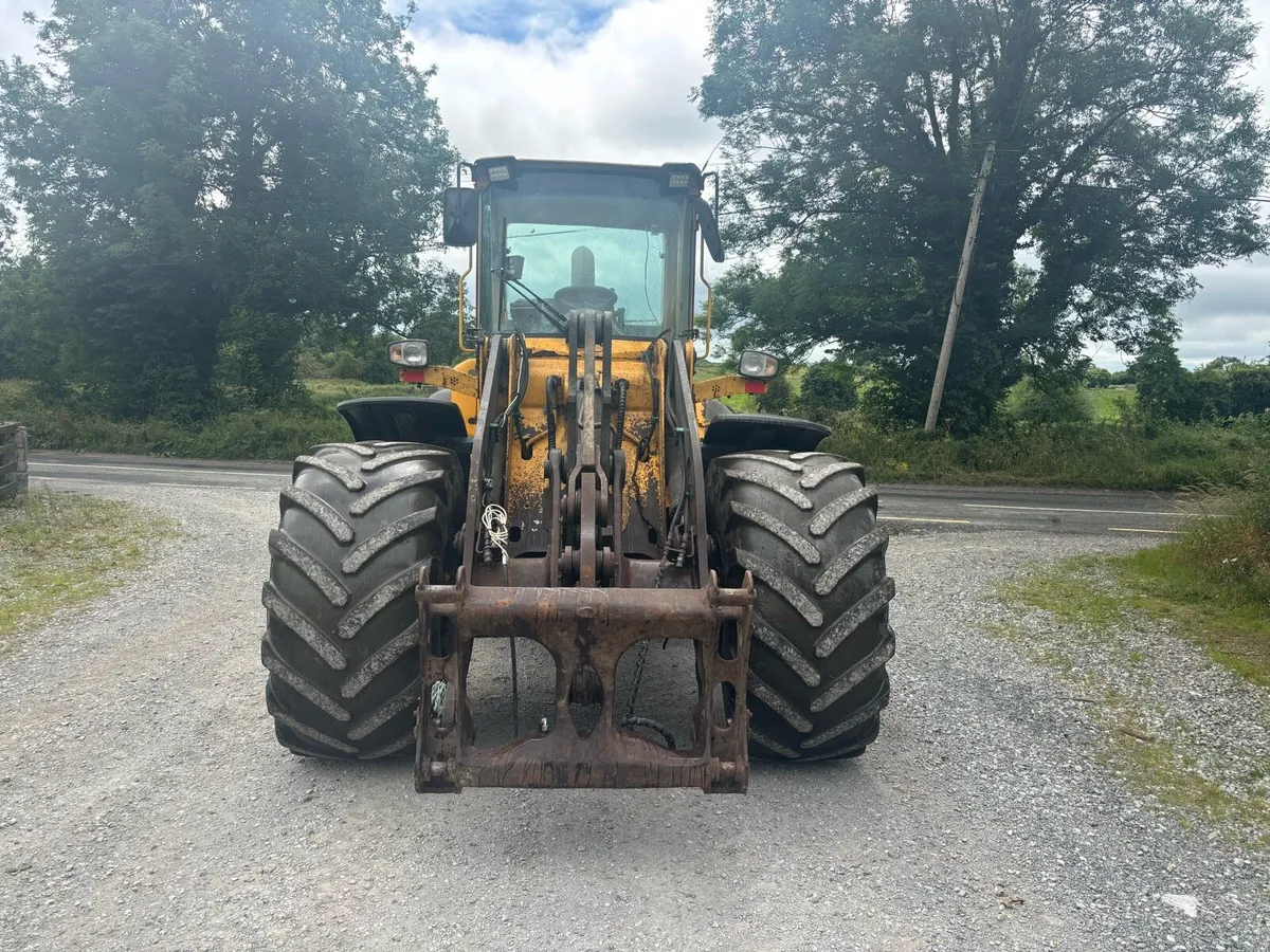 Volvo L60E - Image 4