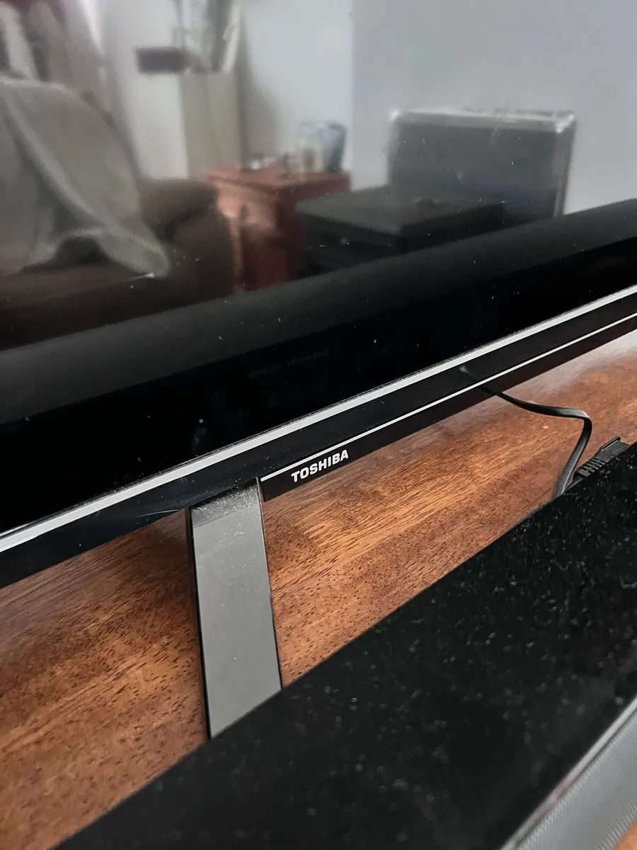 Smart TV Toshiba - Image 2