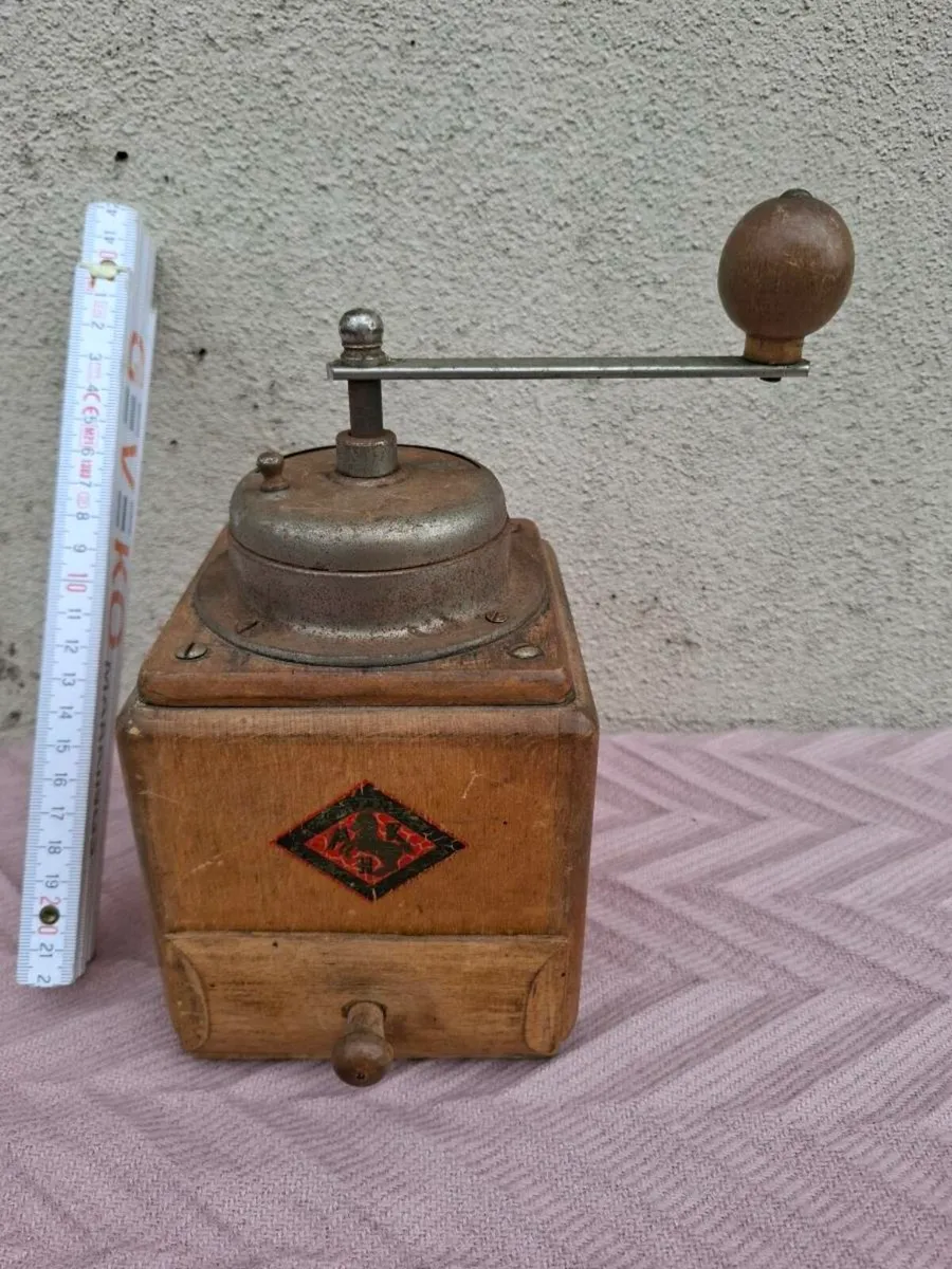 By post only old coffee grinder - Image 2