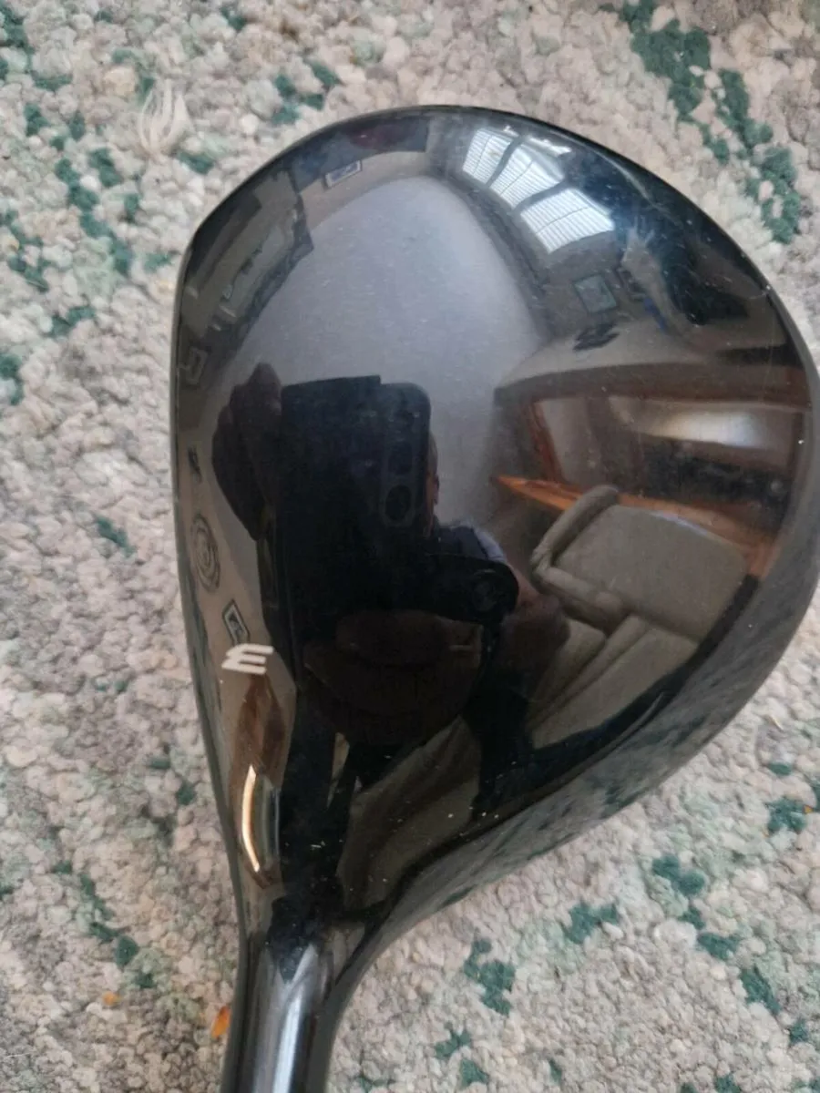 Exotics 3wood n a TaylorMade burner 3wood - Image 4