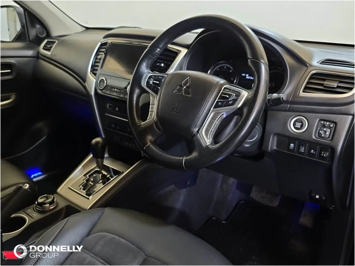 Mitsubishi L 200 Double Cab Di-d 150 Barbarian X - Image 4