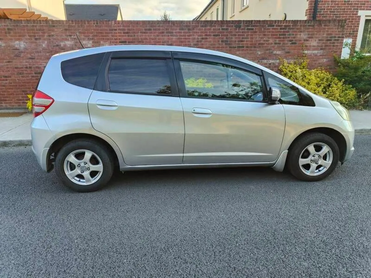 2008 Honda Fit Automatic 13months Nct Cheap tax 18 - Image 1