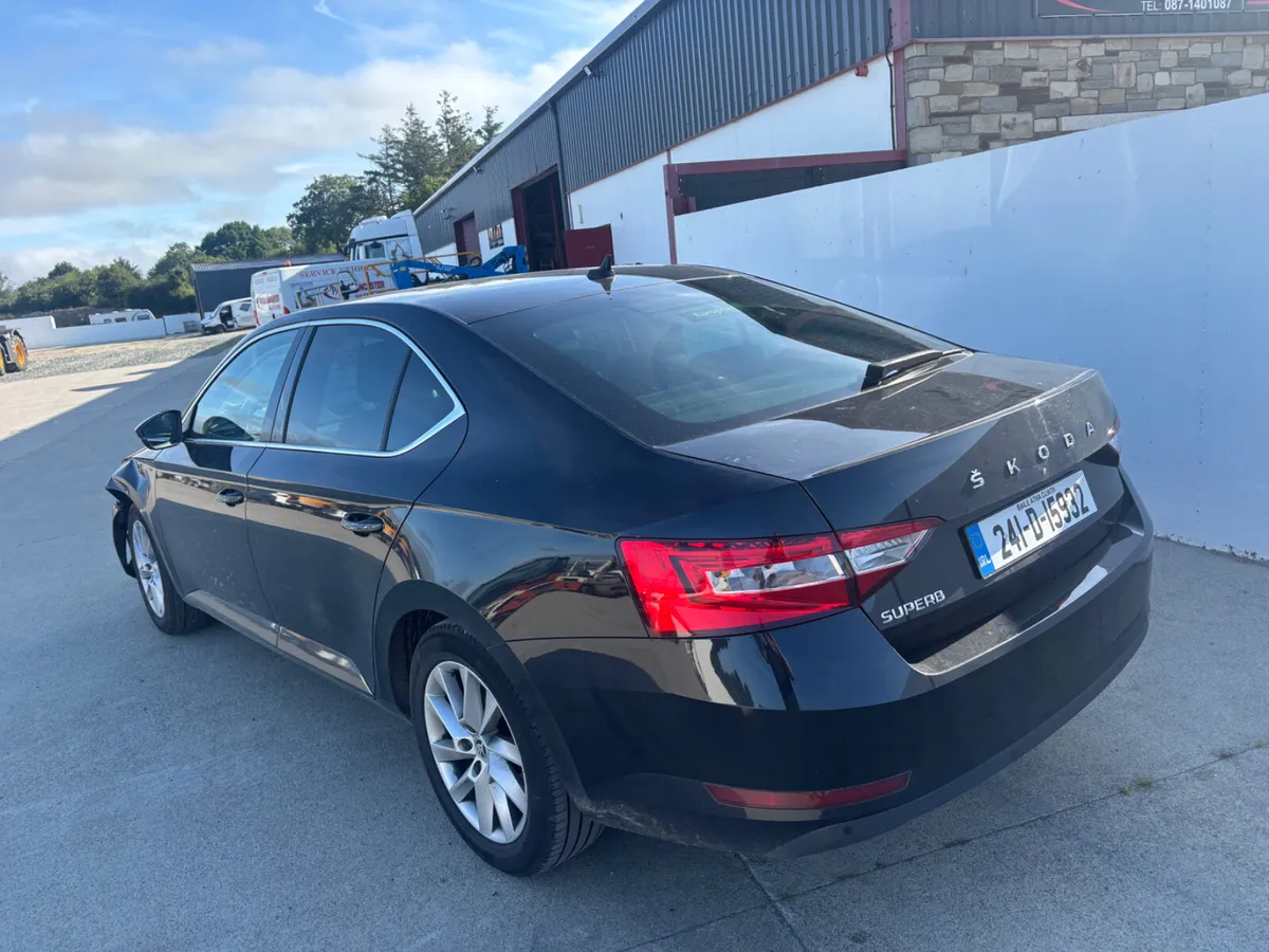 Skoda superb auto 241 not recorded - Image 4