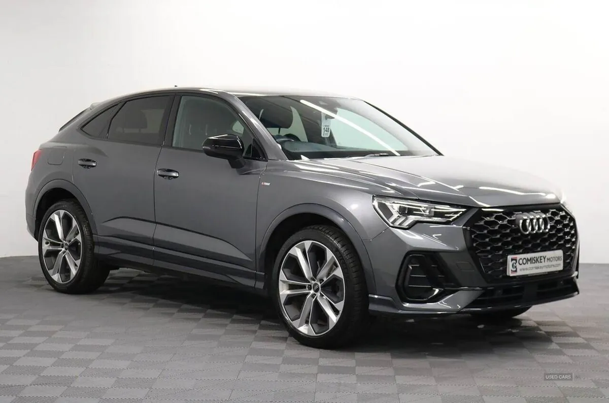 Audi Q3 Tfsi CoD Black Edition - Image 1