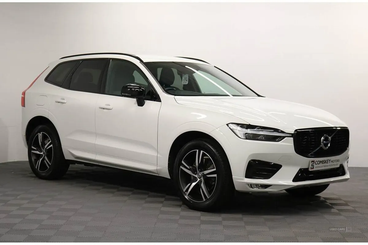 Volvo XC60 B4 Mhev R-design - Image 1