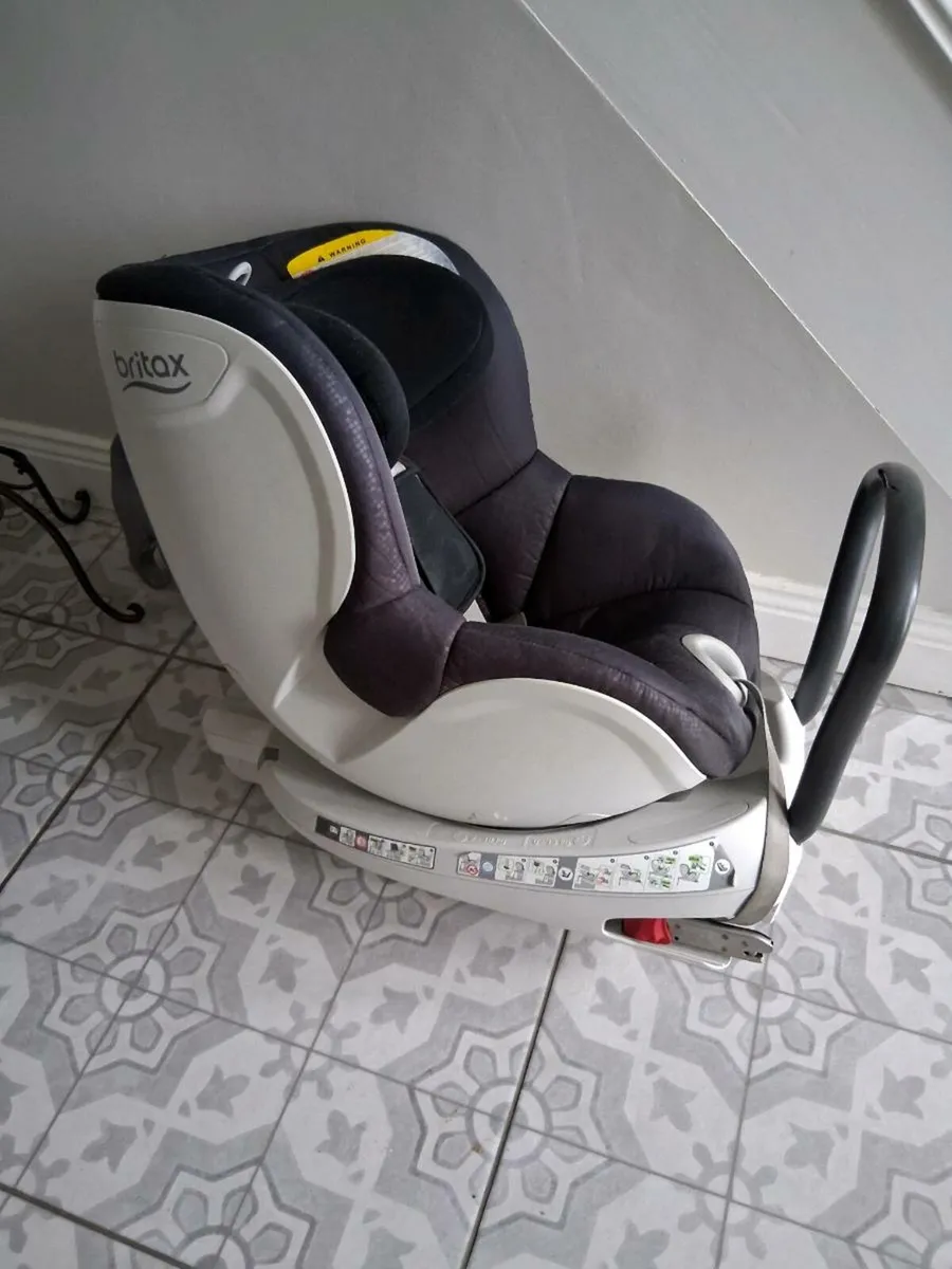 Car seat - Image 2