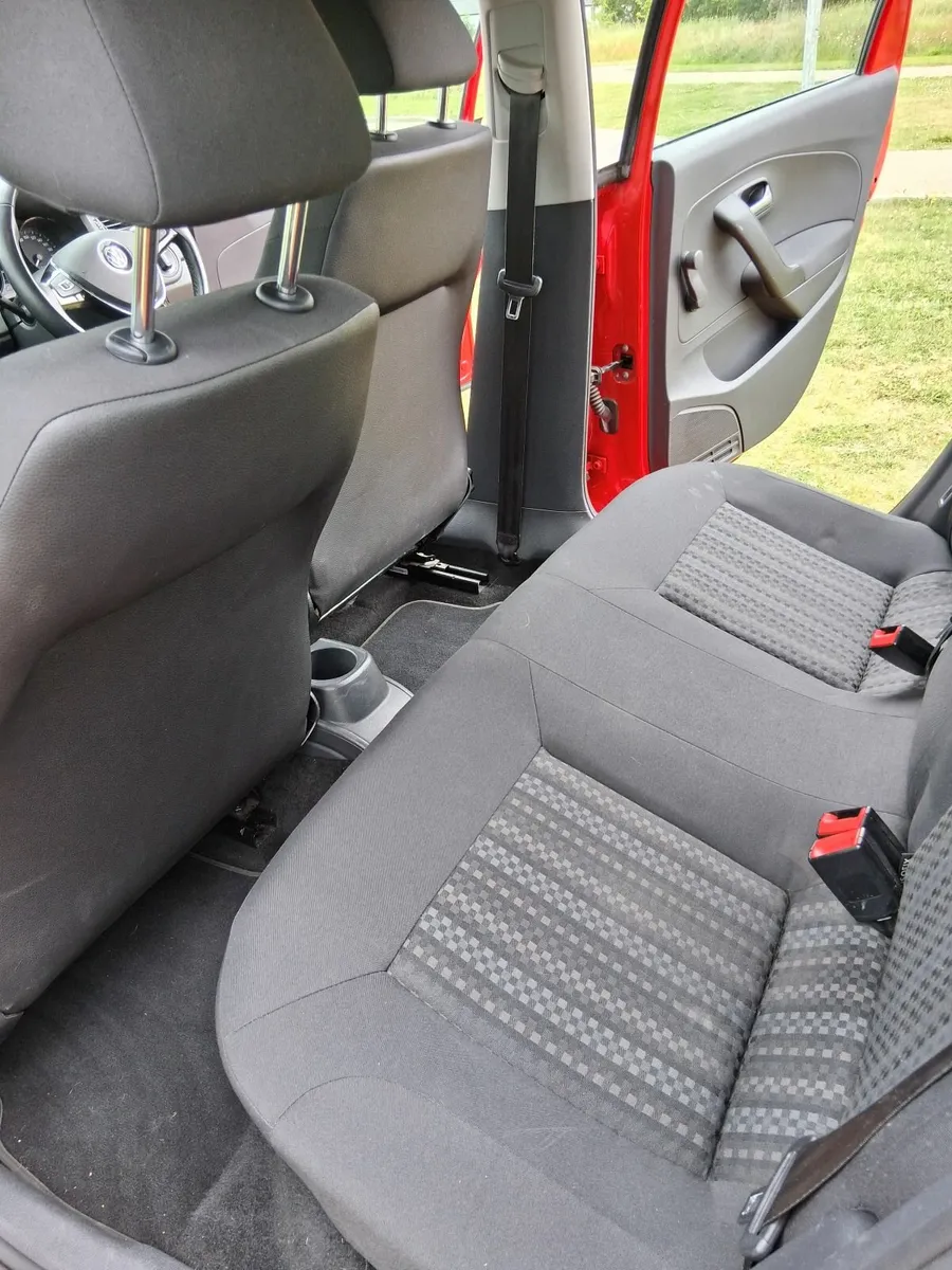 Volkswagen Polo 2016 - Image 2