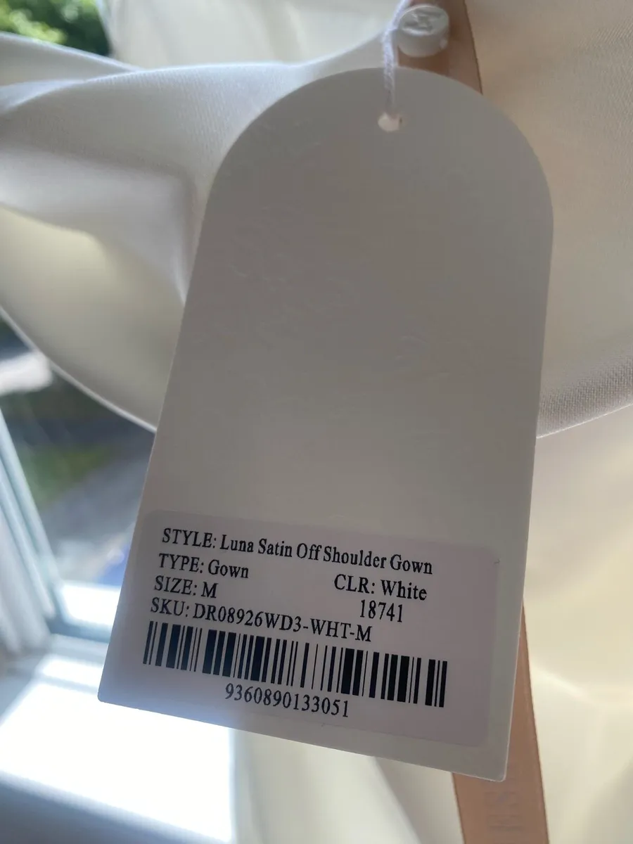 Wedding dress (brand new with tags) - Image 3