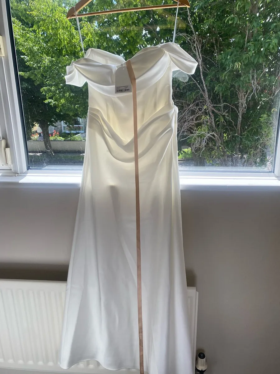 Wedding dress (brand new with tags) - Image 4