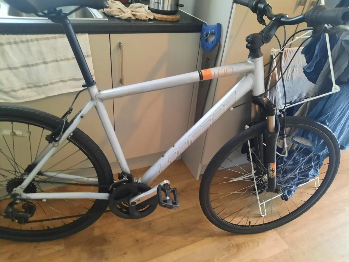 Hybrid bike - Image 2