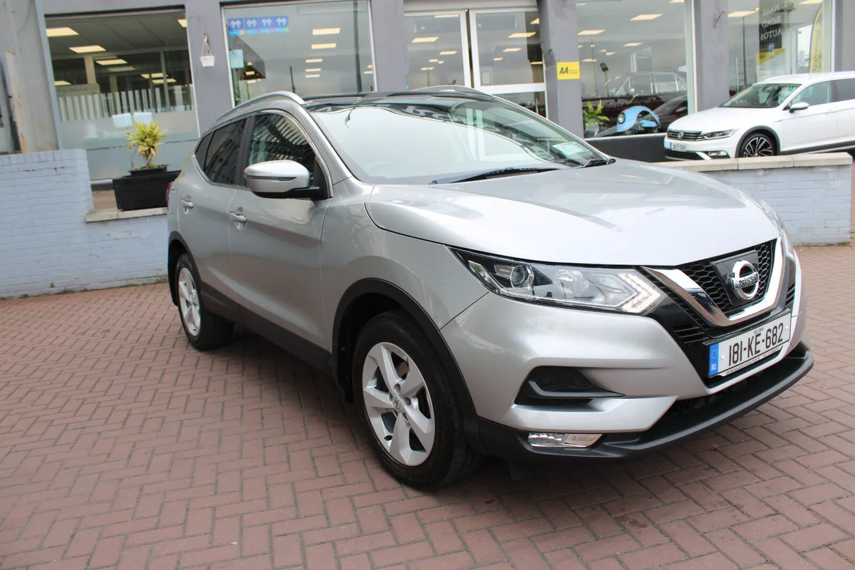 NISSAN QASHQAI  1.5DCI SV EDITION 5DR ESTATE - Image 1