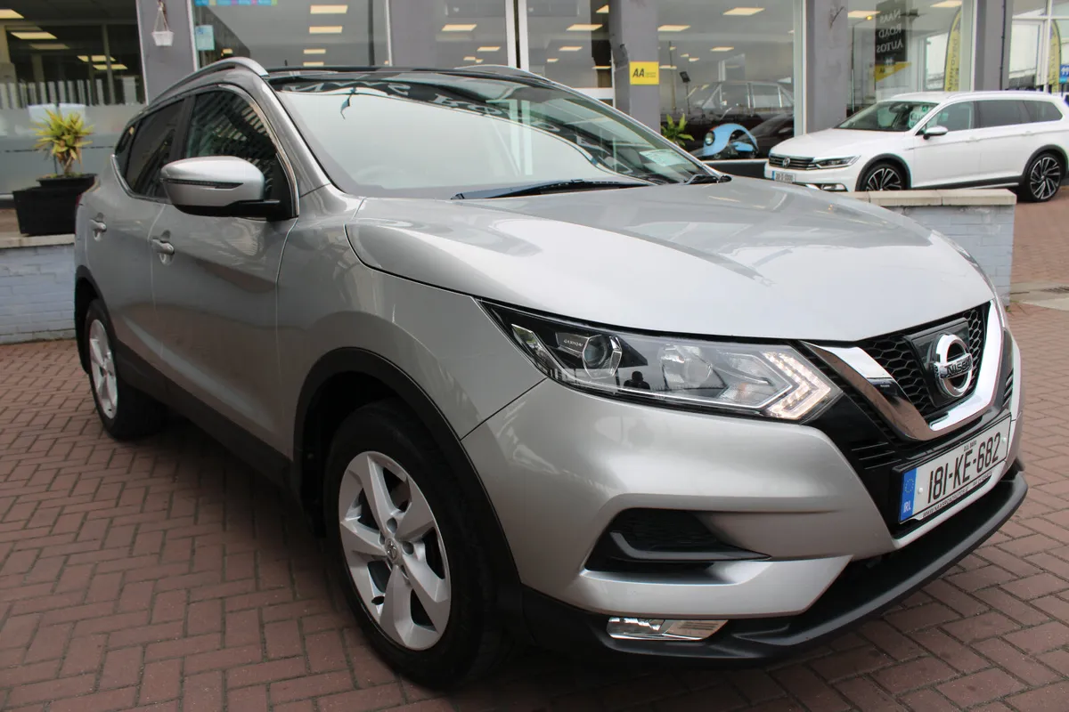 NISSAN QASHQAI  1.5DCI SV EDITION 5DR ESTATE - Image 2