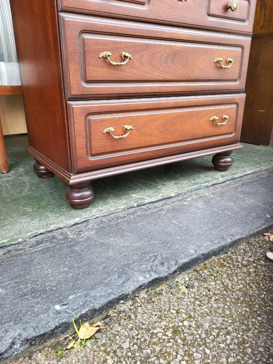 Beautiful Rossmore Bureau - Image 3