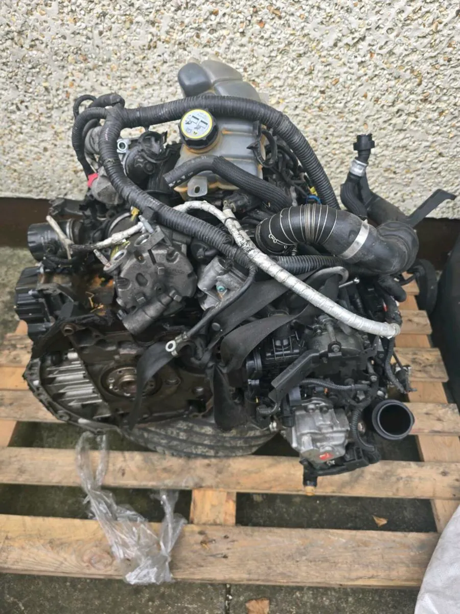 Ford mondeo engine