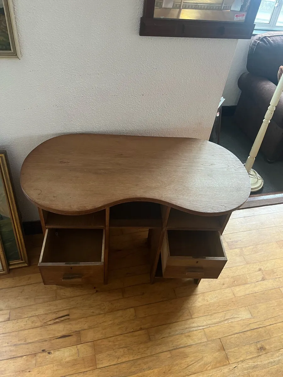 Small Curved Desk - Image 2