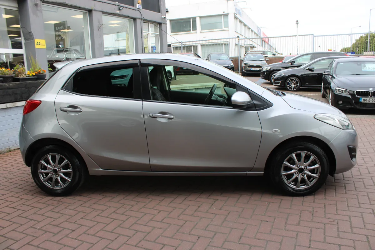 MAZDA DEMIO 1.3 DEMIO EDITION 5DR HATCHBACK AUTO - Image 3