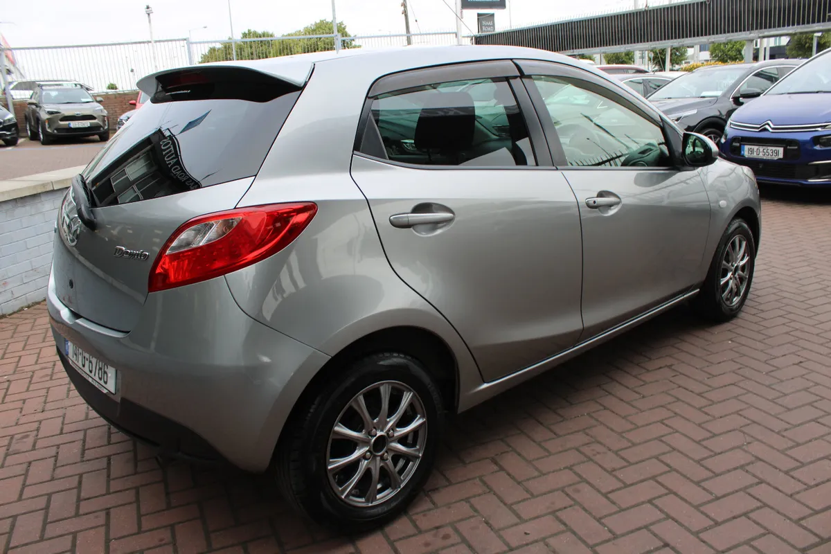MAZDA DEMIO 1.3 DEMIO EDITION 5DR HATCHBACK AUTO - Image 4
