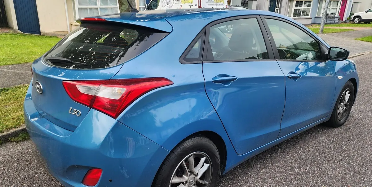 Hyundai i30 2012 - Image 2