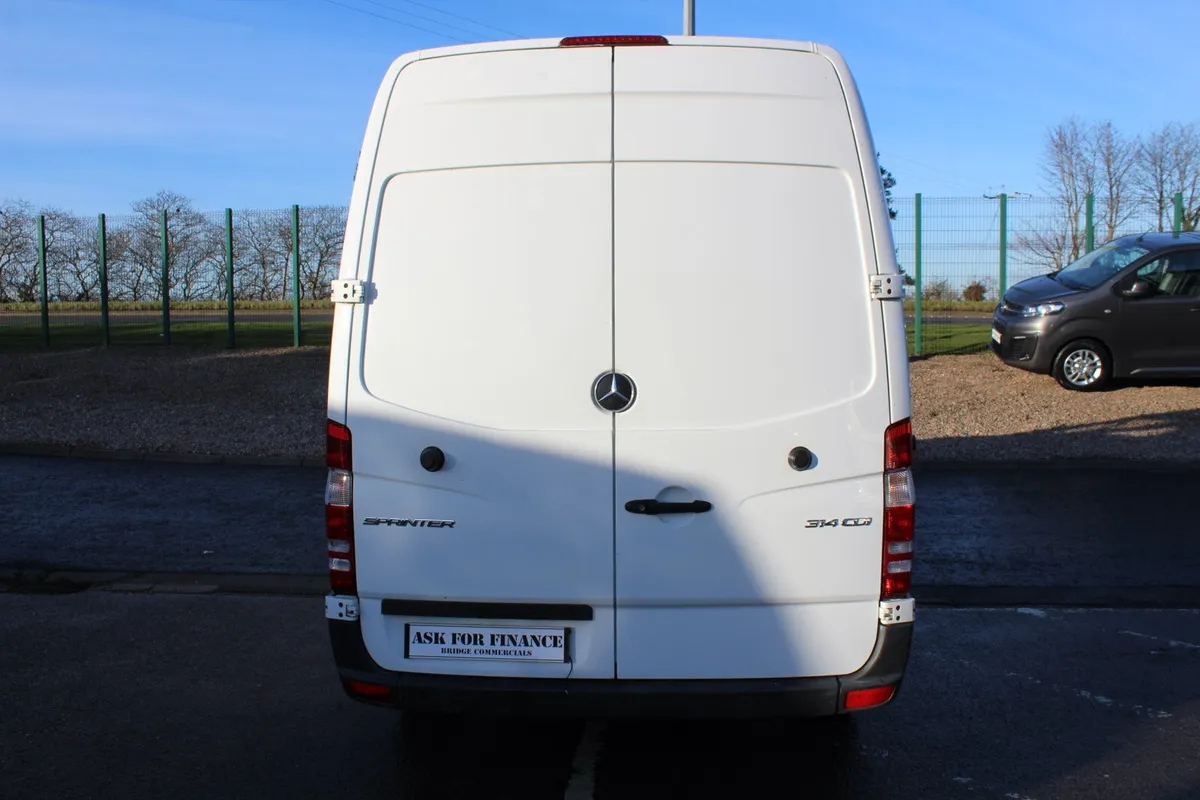 2017 Mercedes-Benz Sprinter 314 MWB HR - Image 4