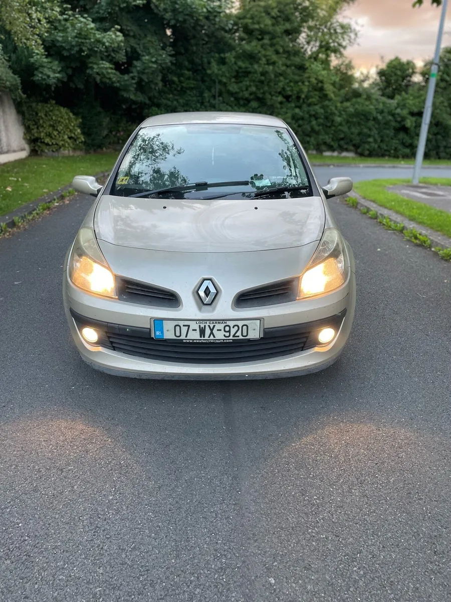 Renault Clio - Image 1