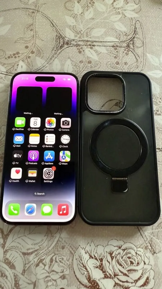 iPhone 14 Pro - Image 2