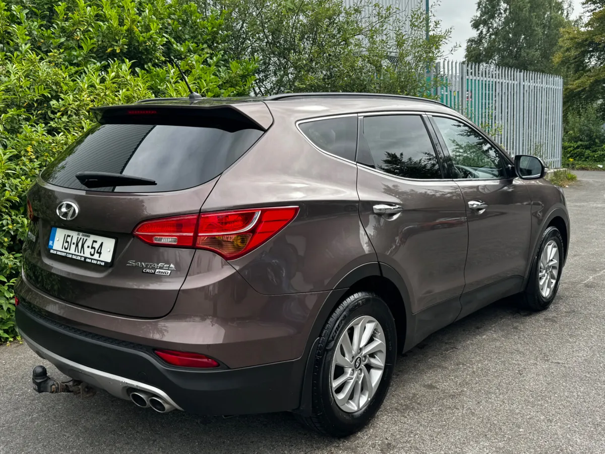 Hyundai Santa Fe 4wd Executive 7 Seat/ Leather - Image 4