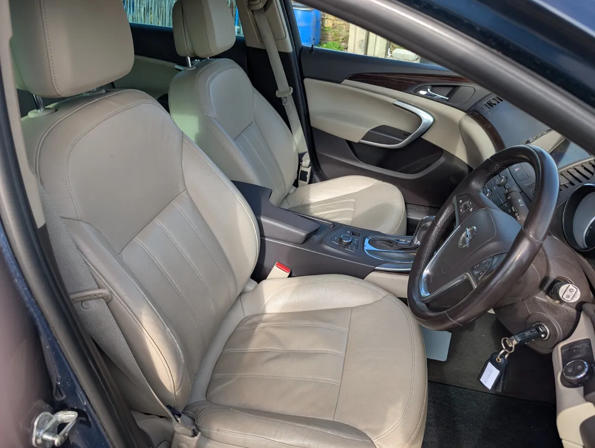 Opel Insignia Estate, Auto, Hi. Spec, Dsl 2013 - Image 2