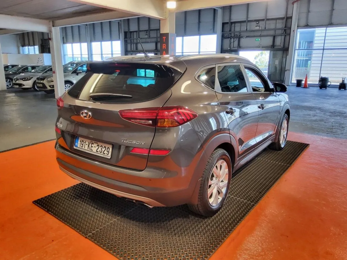 Hyundai Tucson 2WD Comfort Plus - Image 3