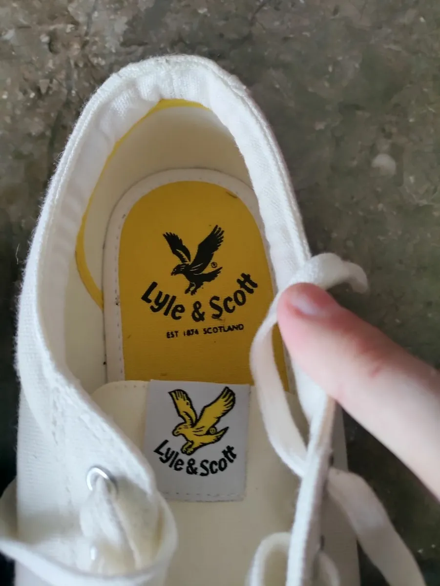 Lyle and Scott trainers 8uk New - Image 4