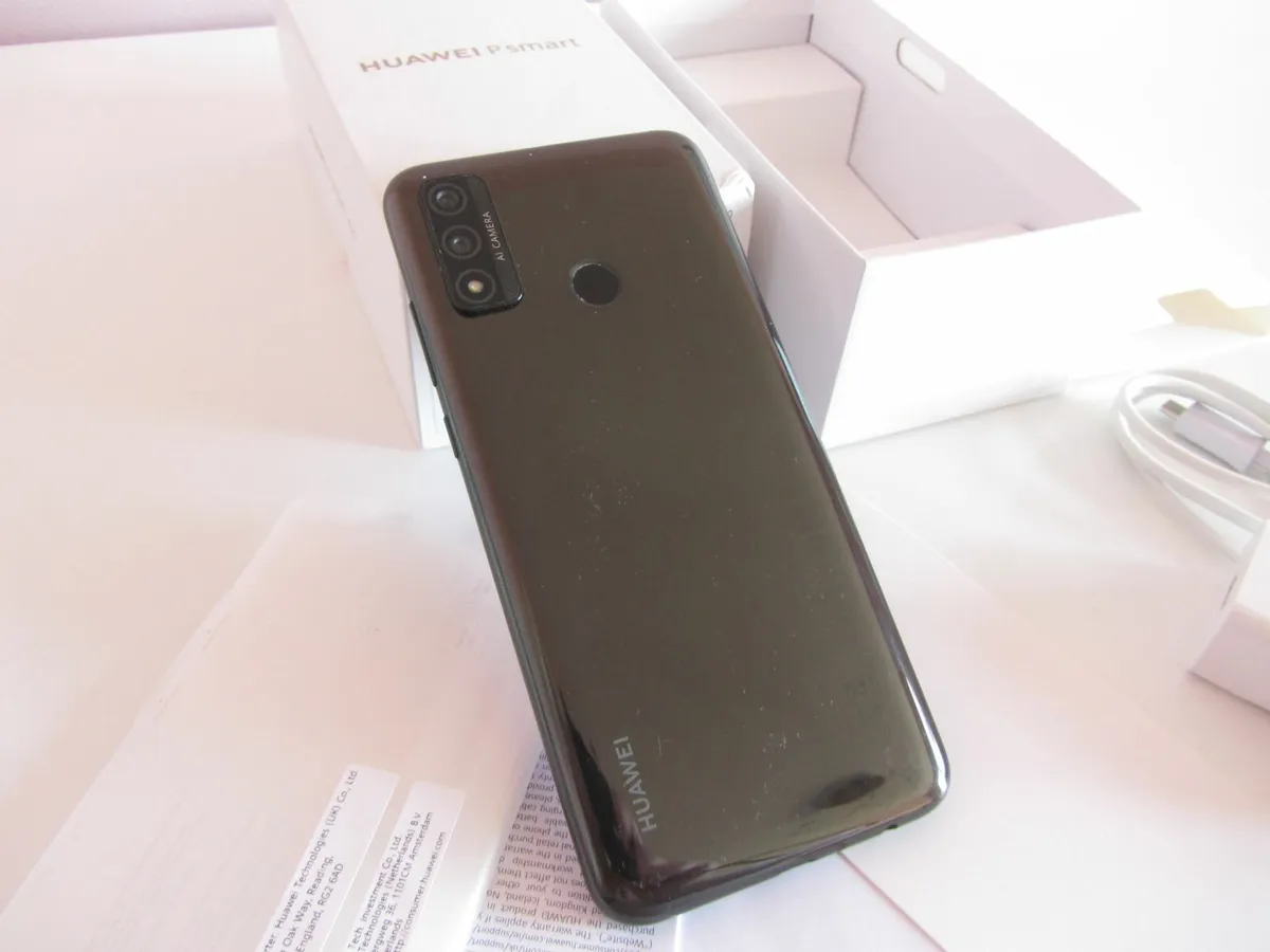 Huawei P Smart (2020) 128GB Midnight Black Simfree - Image 4