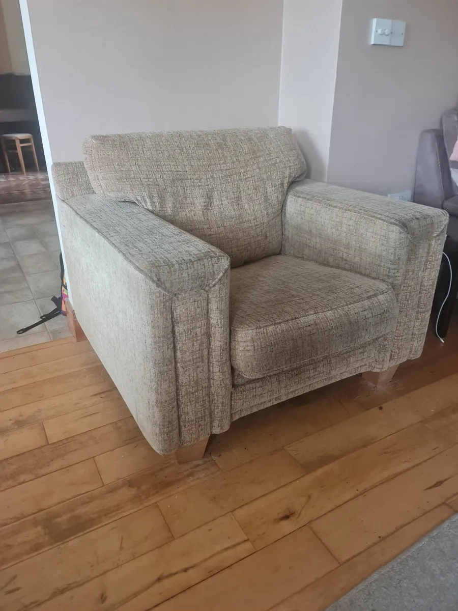 Armchair x 2 - Image 2