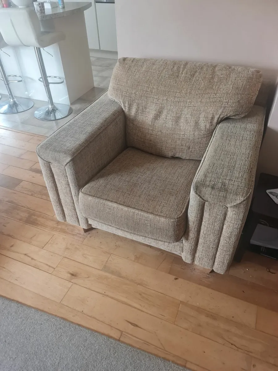 Armchair x 2 - Image 3
