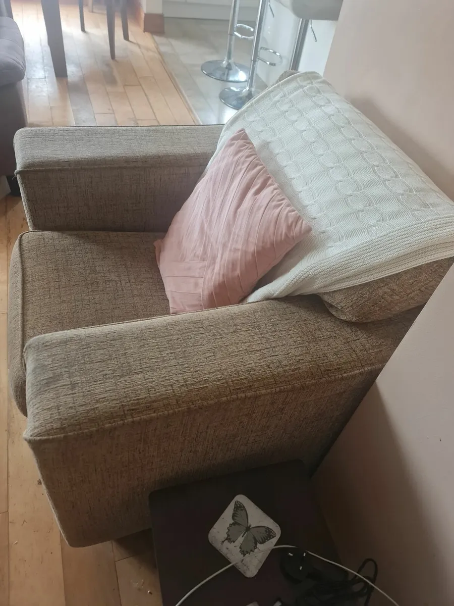 Armchair x 2 - Image 1
