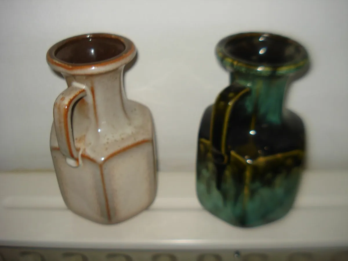 PAIR 1970s WEST GERMAN CERAMIC  HEXAGONAL VASES. - Image 2