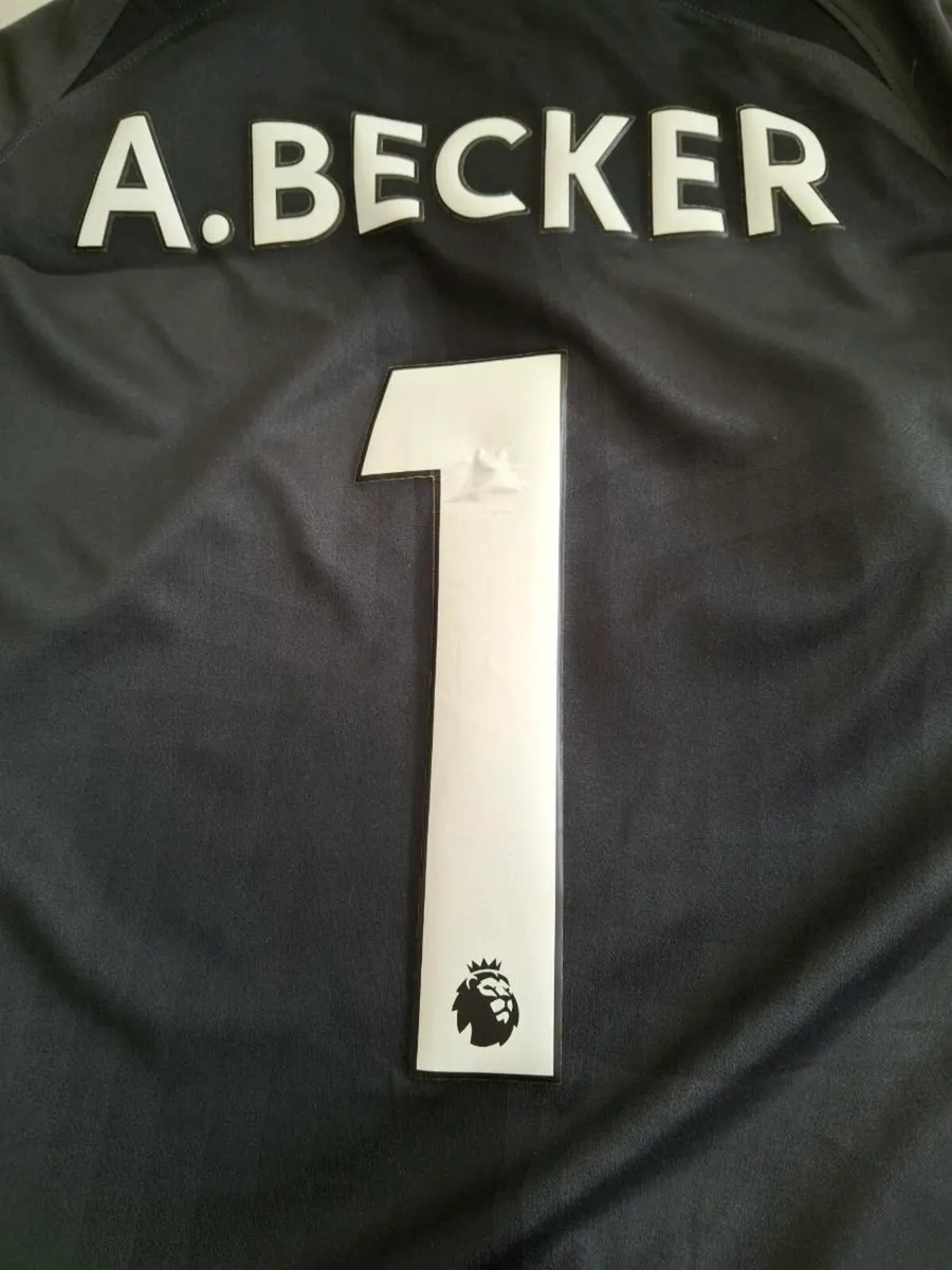 Liverpool jersey - Image 3