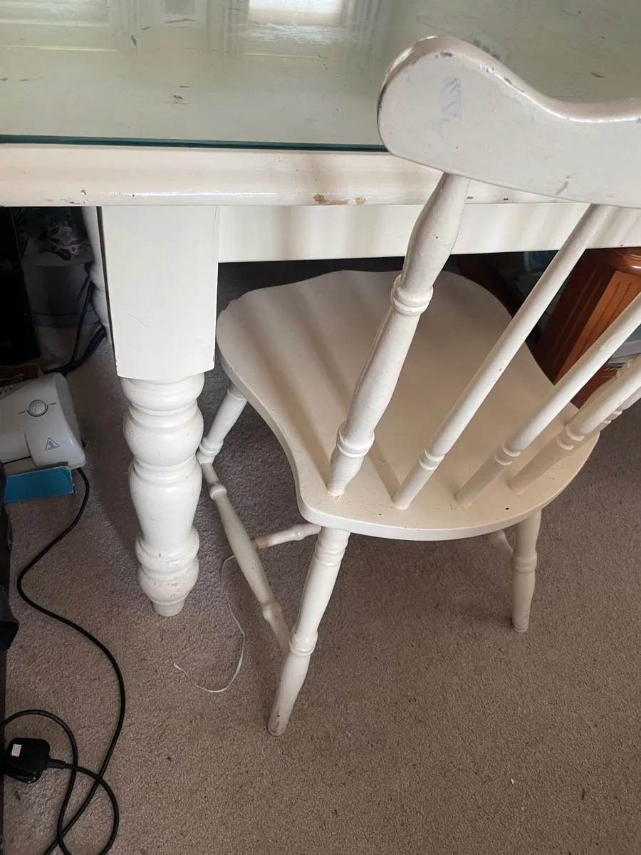 Kitchen/ dining table - Image 1
