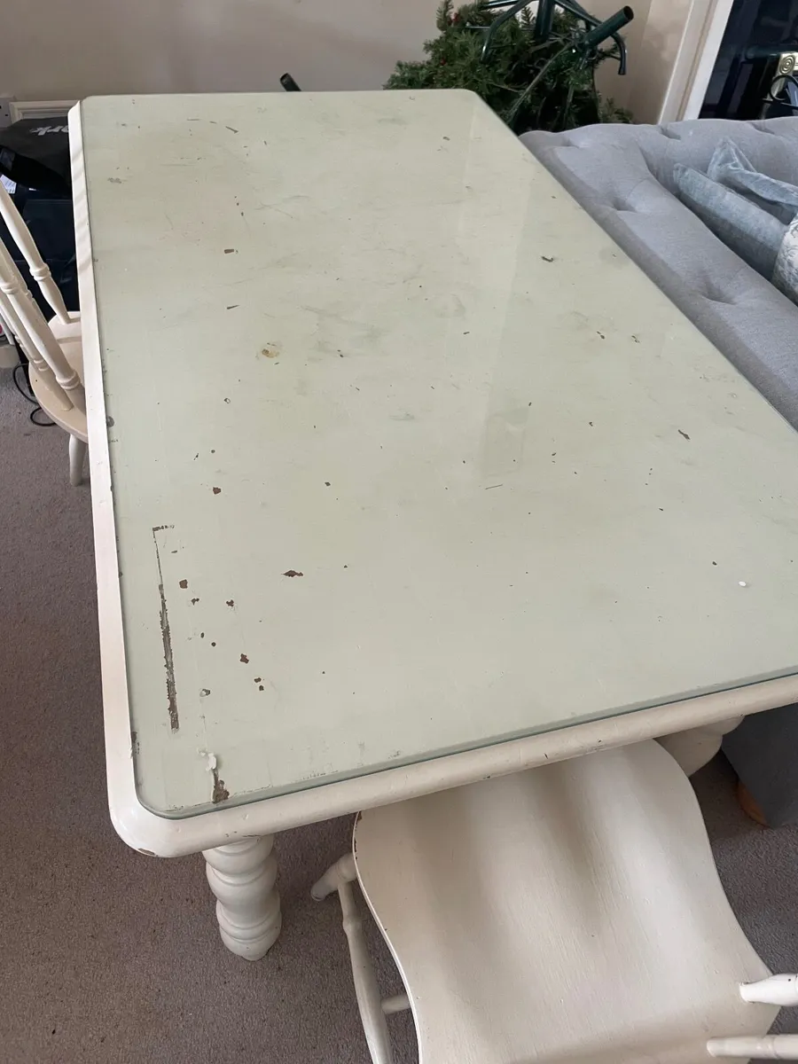 Kitchen/ dining table - Image 2