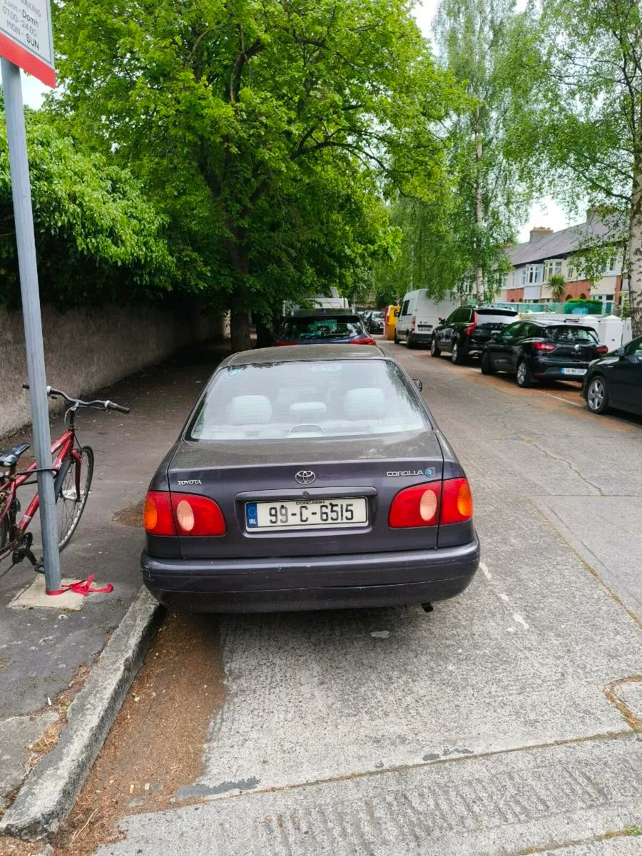 Toyota Corolla - Image 2