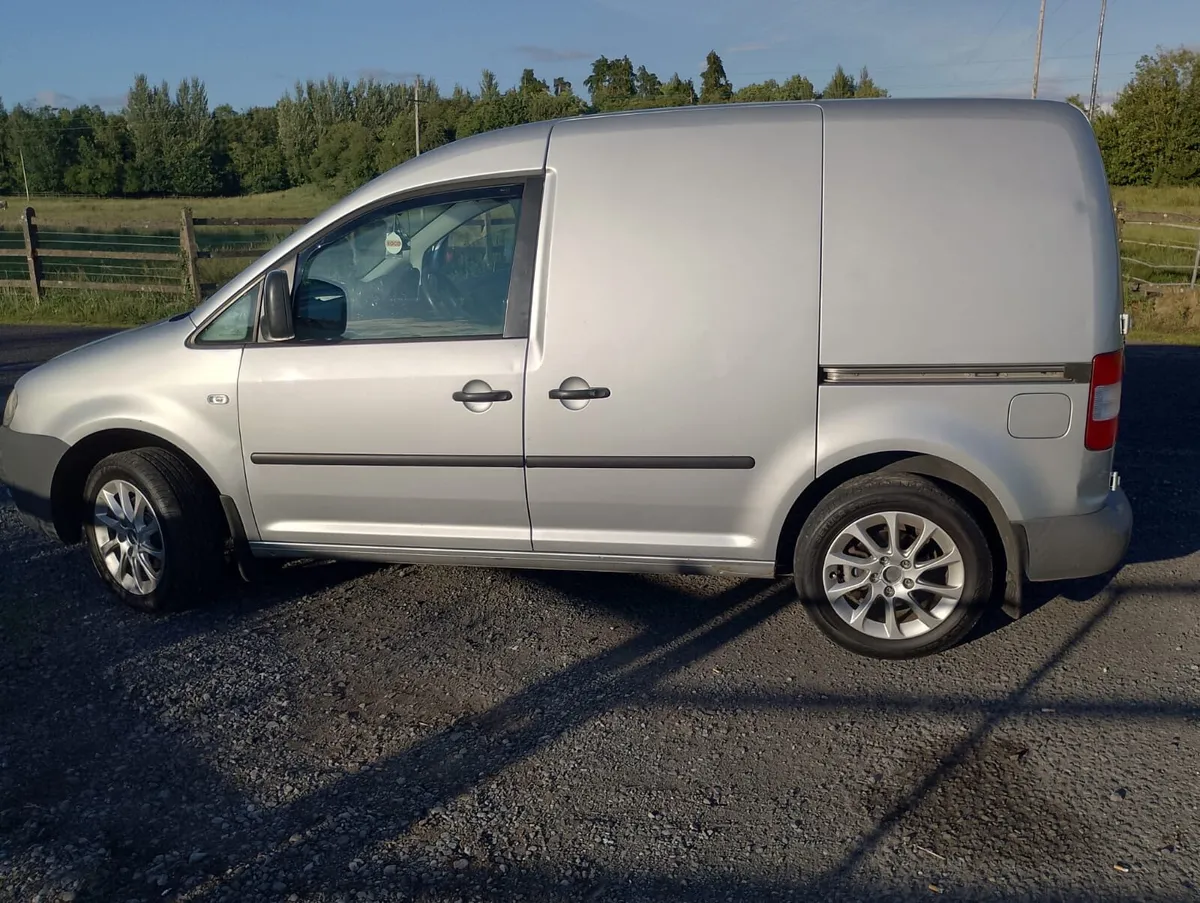 Caddy Van - Image 2