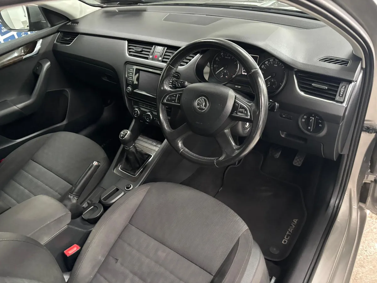 Skoda Octavia 2013. 1.2TSI.  ELEGANCE - Image 3