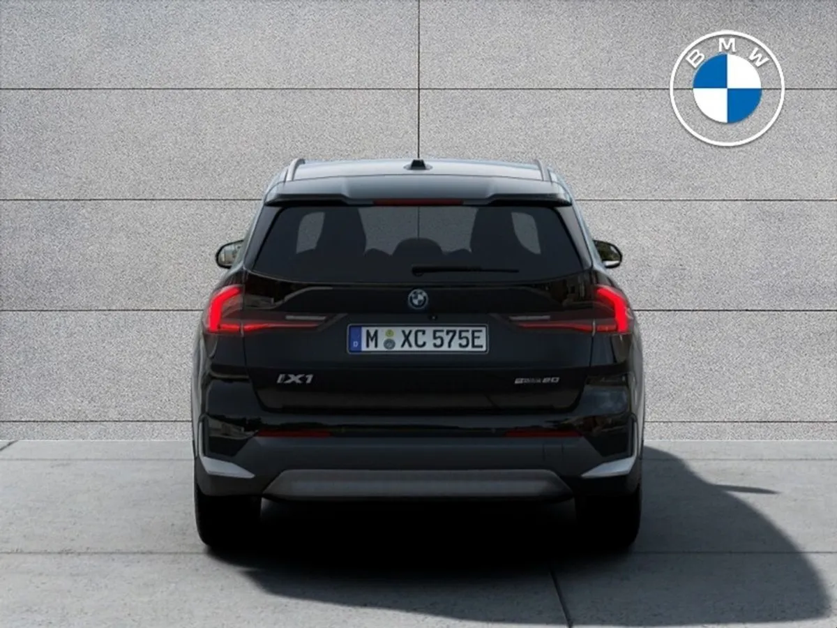 BMW iX1 Edrive20 Xline - Image 3
