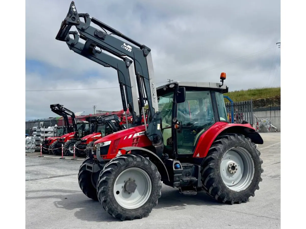 MF 5613 C/W LOADER - Image 4