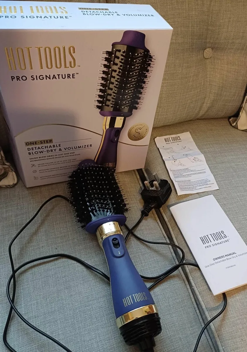 Hot Tools Pro Signature 2 in 1 Blow Dry & Volumize - Image 1