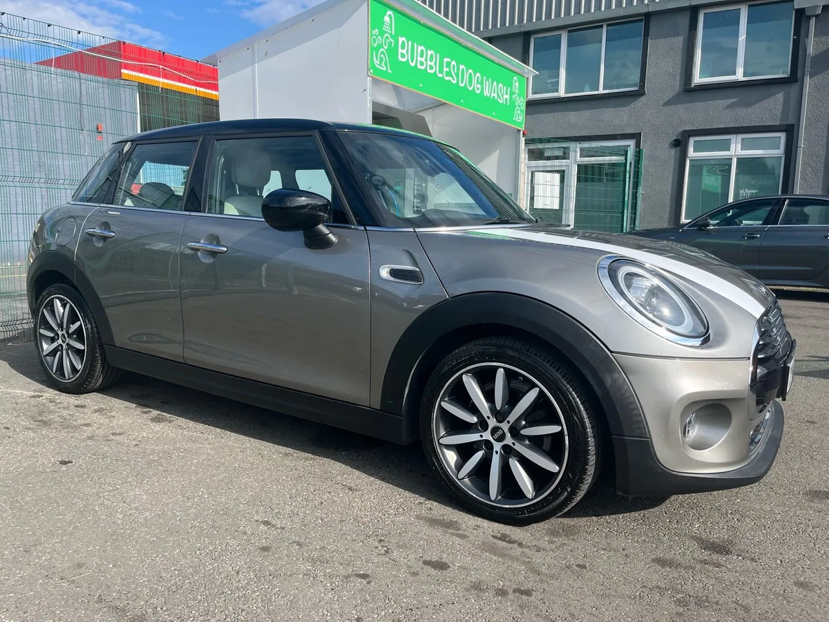 2020 (201) MINI Hatch EXCLUSIVE EXC5 4DR COOPER - Image 2