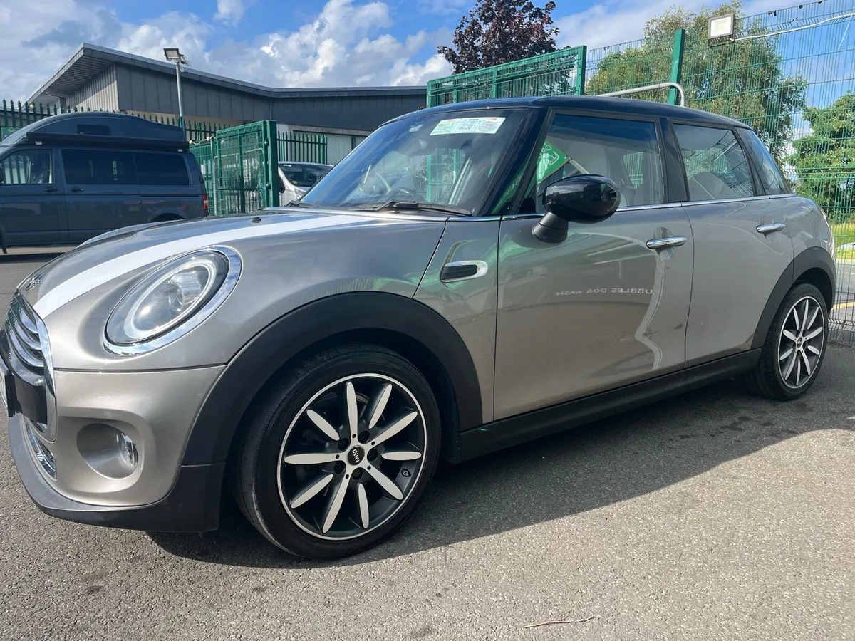 2020 (201) MINI Hatch EXCLUSIVE EXC5 4DR COOPER - Image 3