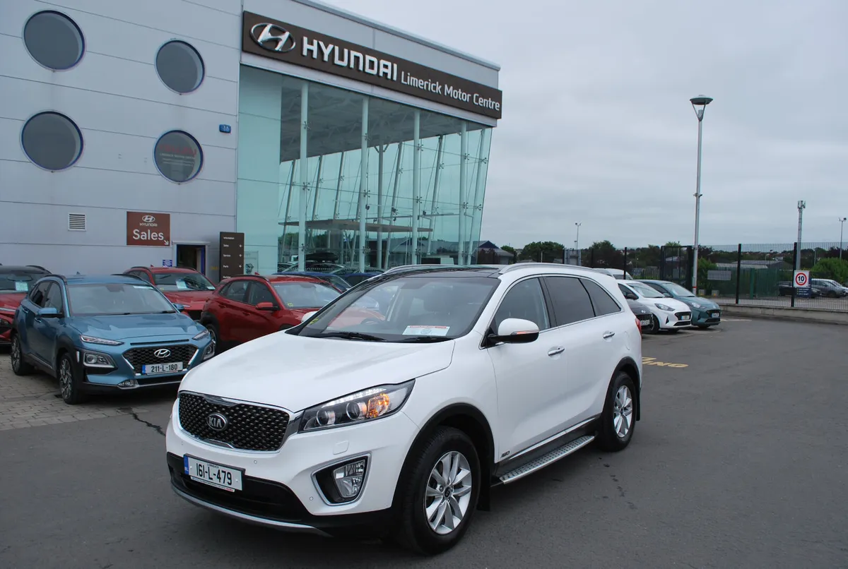 Kia Sorento 2016 - Image 1