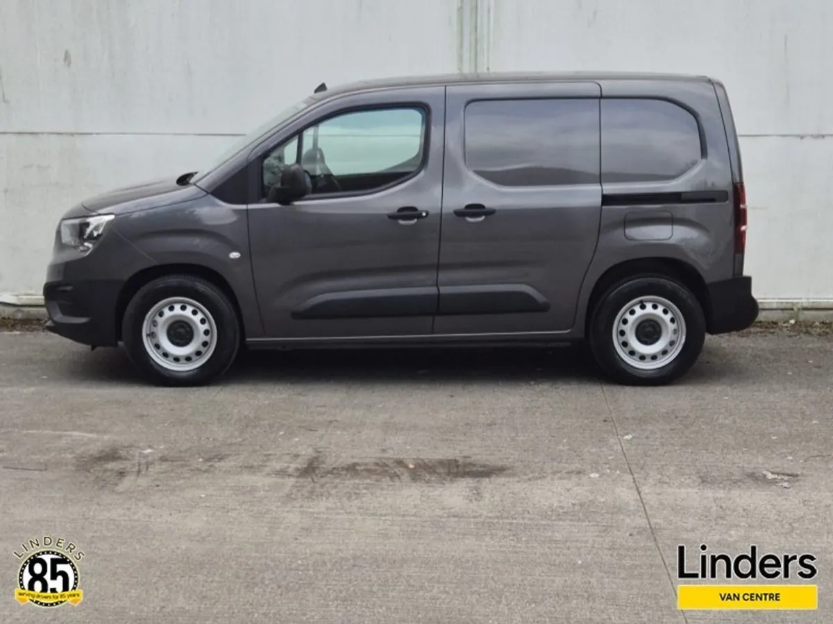 Opel Combo Electric - 275KMS Wltp Range - Image 3