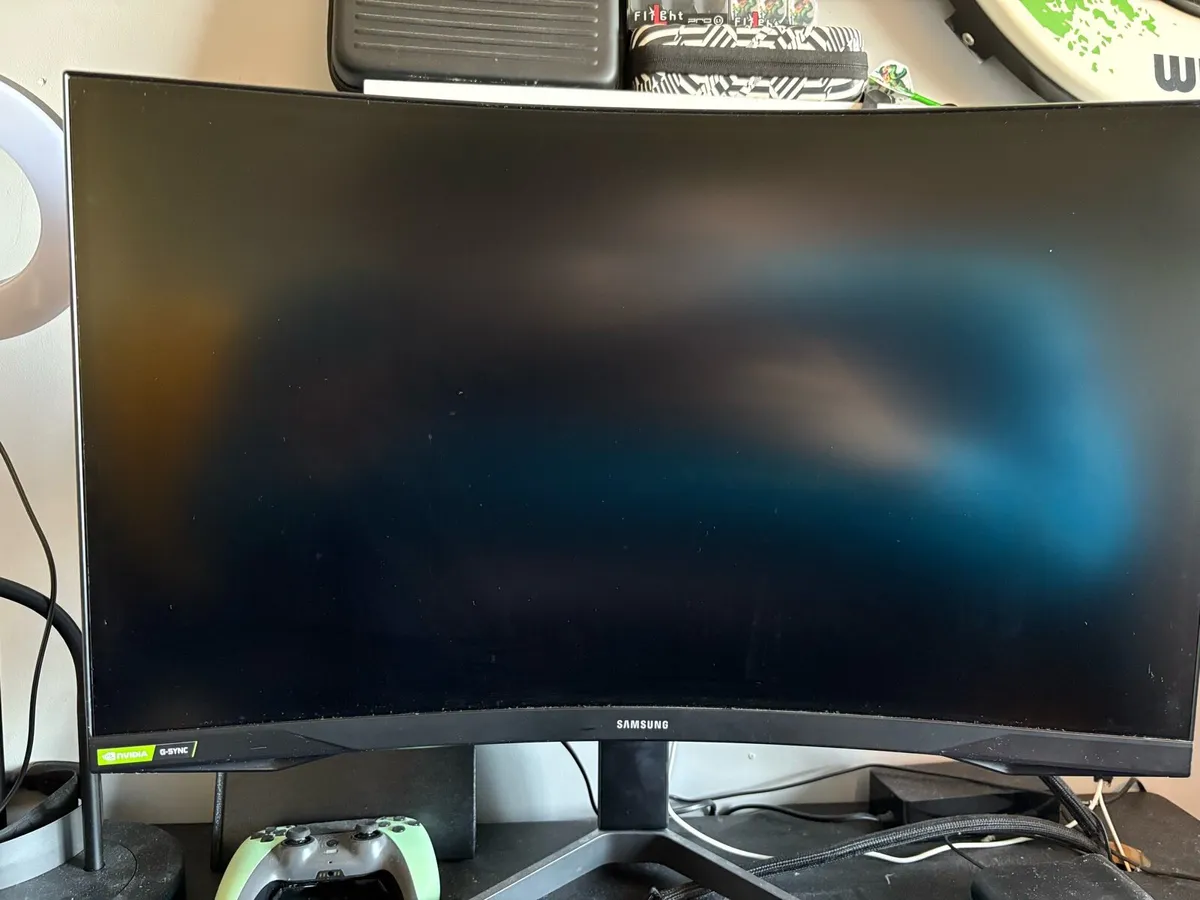 Samsung odyssey G7 - Image 2